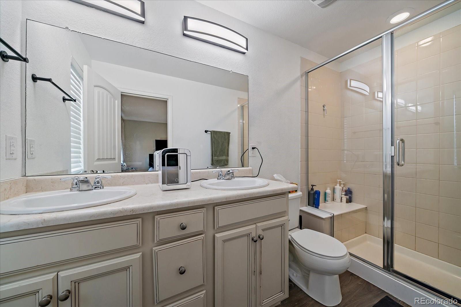 21892 E Quincy Circle Aurora CO 80015