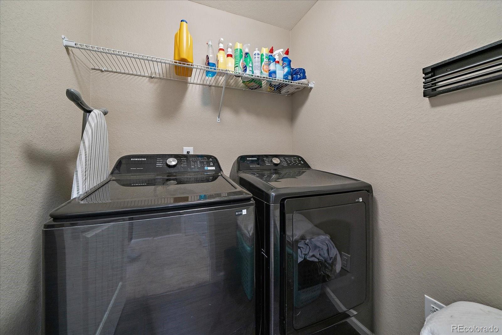 21892 E Quincy Circle Aurora CO 80015