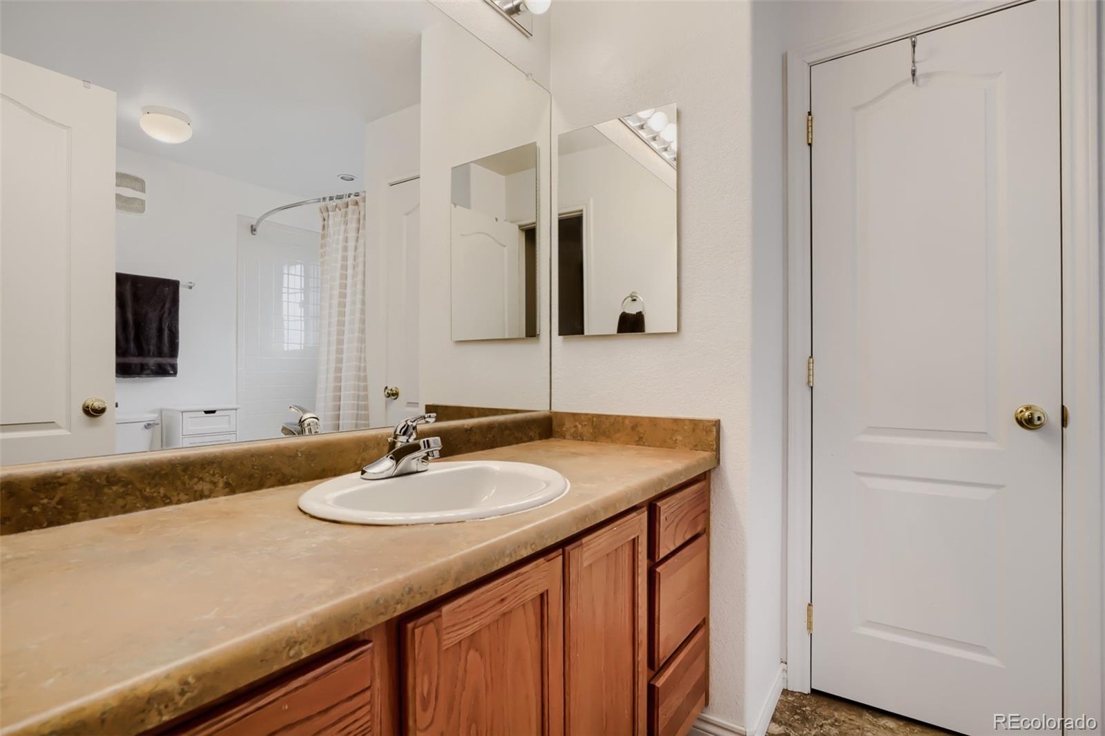 3261 S Uravan Court Aurora CO 80013