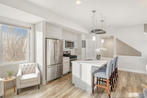 5642 W 10th Place Lakewood CO 80214