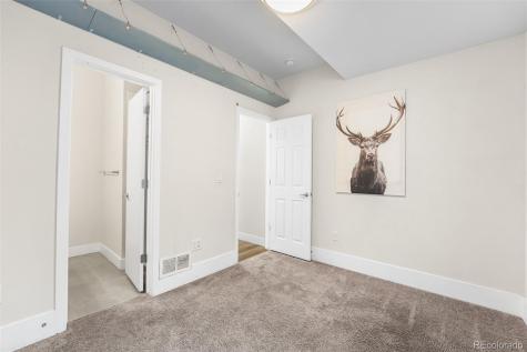 5642 W 10th Place Lakewood CO 80214