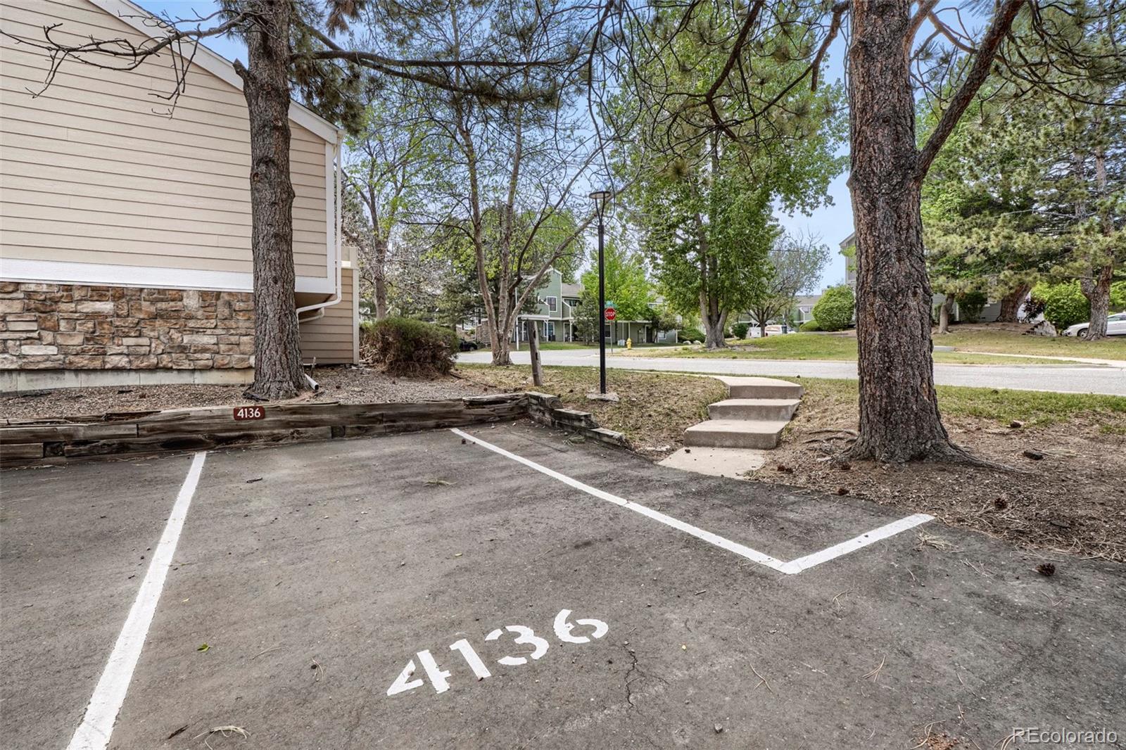 4136 S Rifle Way Aurora CO 80013