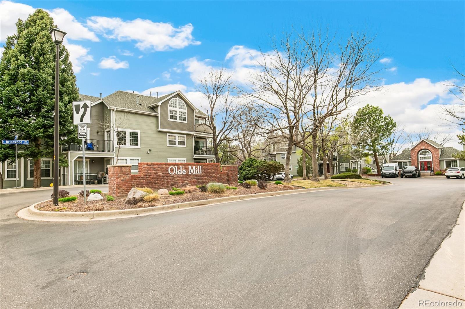6776 S Ivy Street Centennial CO 80112