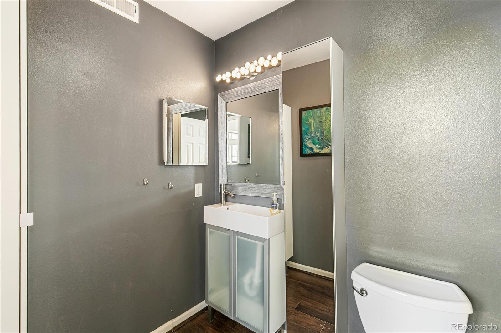 6776 S Ivy Street Centennial CO 80112