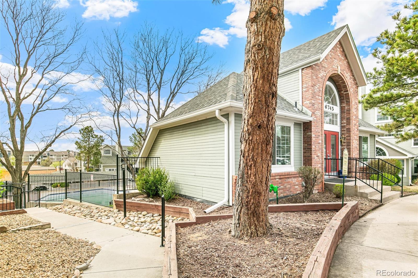 6776 S Ivy Street Centennial CO 80112