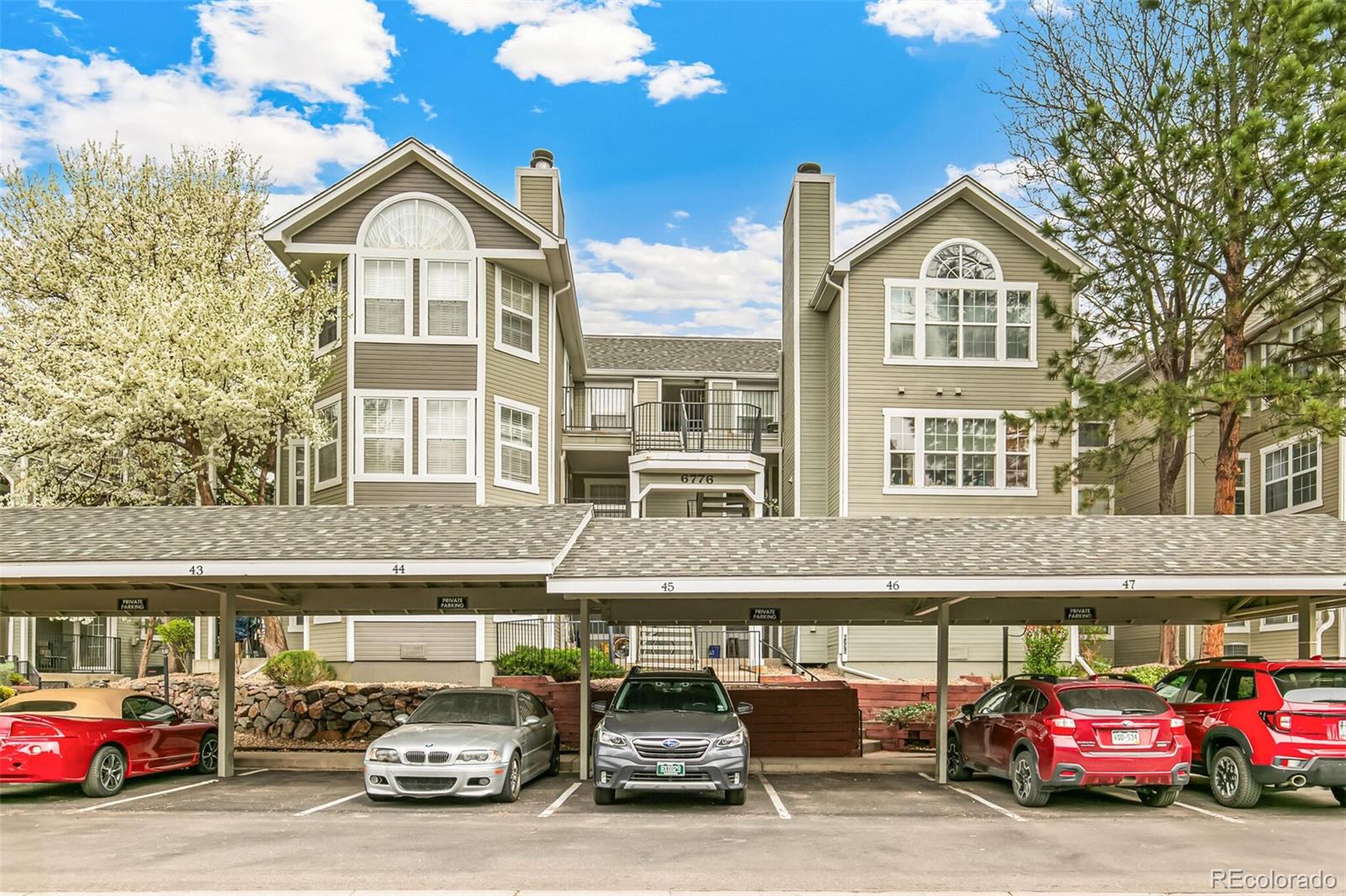 6776 S Ivy Street Centennial CO 80112