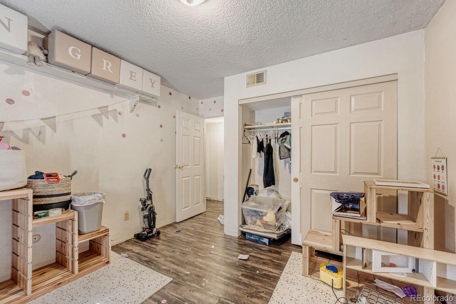 1893 S Pitkin Street Aurora CO 80017