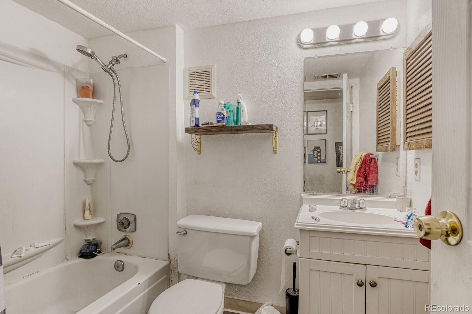 1893 S Pitkin Street Aurora CO 80017