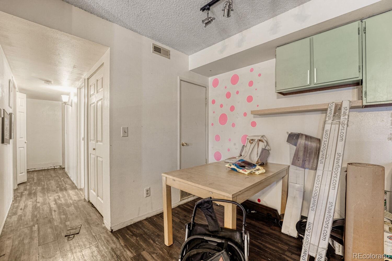 1893 S Pitkin Street Aurora CO 80017