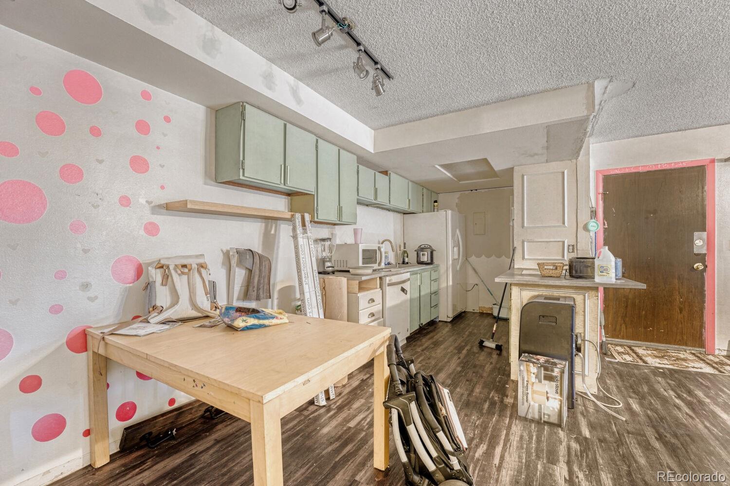 1893 S Pitkin Street Aurora CO 80017
