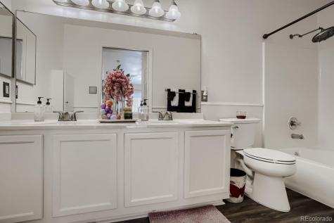 8437 Thunder Ridge Way Highlands Ranch CO 80126