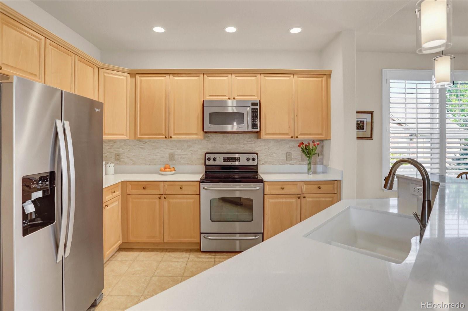 2250 S Vaughn Way Aurora CO 80014