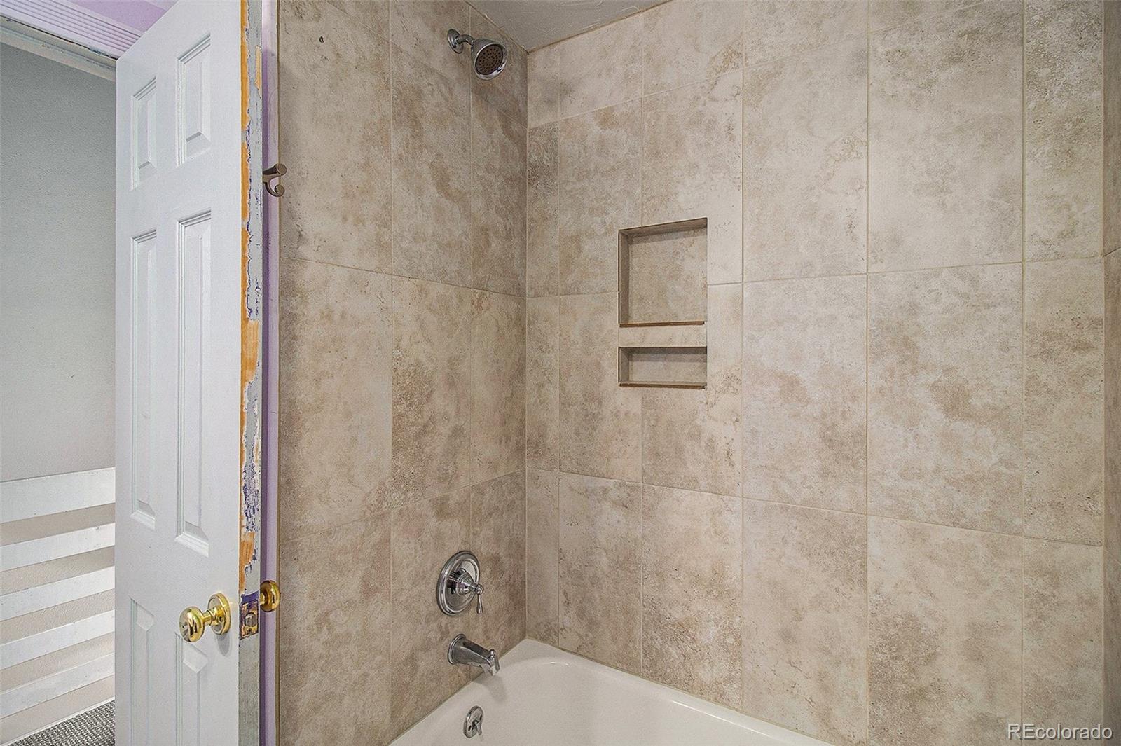 718 Julian Circle Lafayette CO 80026