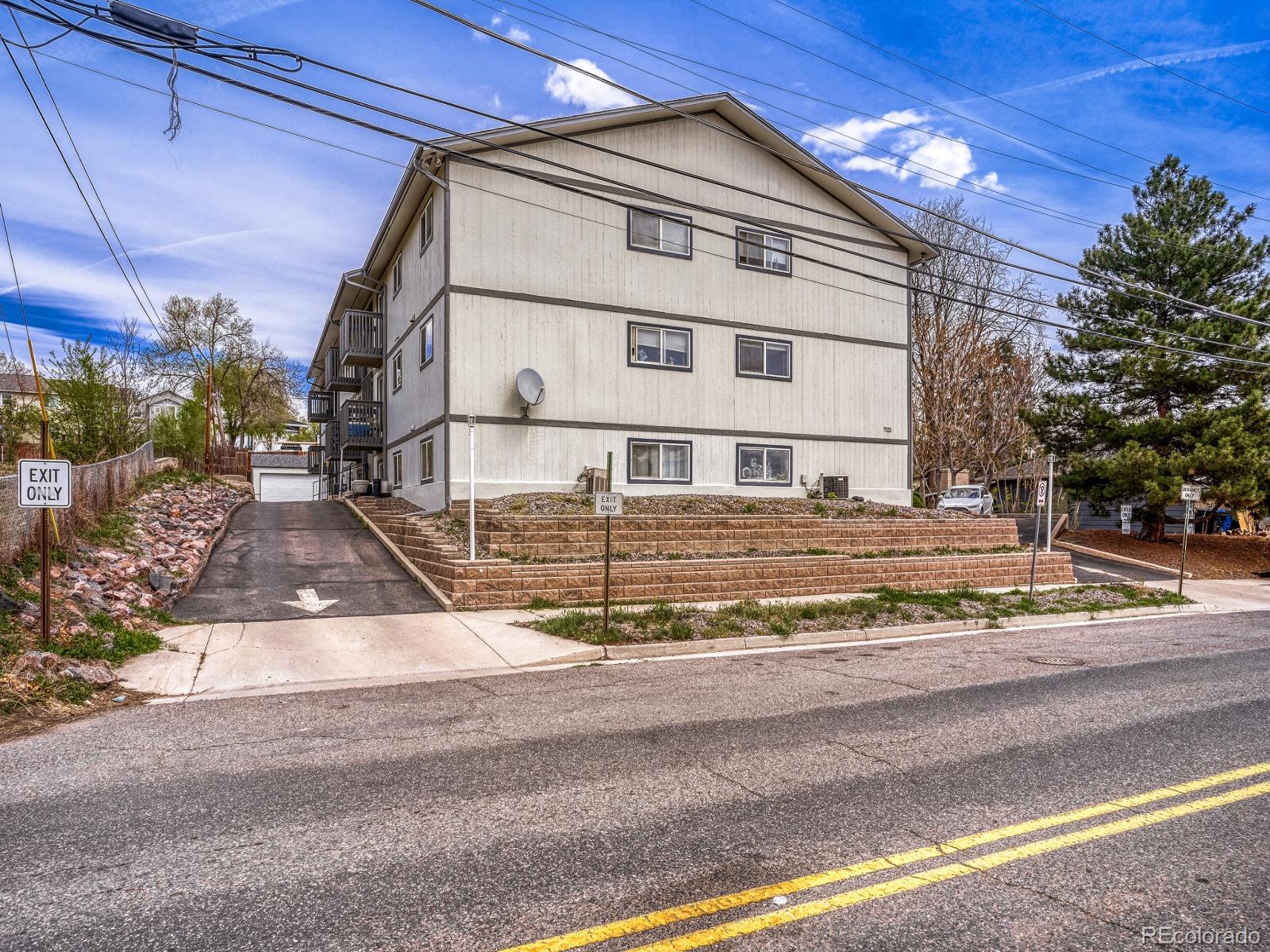 7525 W 62nd Avenue Arvada CO 80003