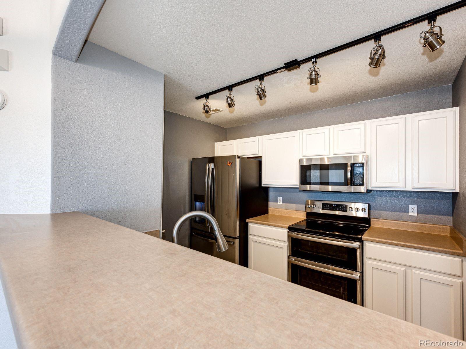 5255 Memphis Street Denver CO 80239