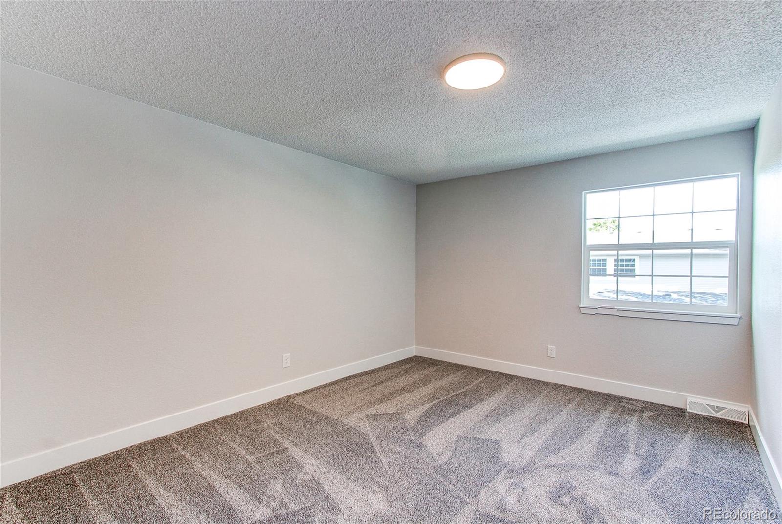 2833 S Xanadu Way Aurora CO 80014