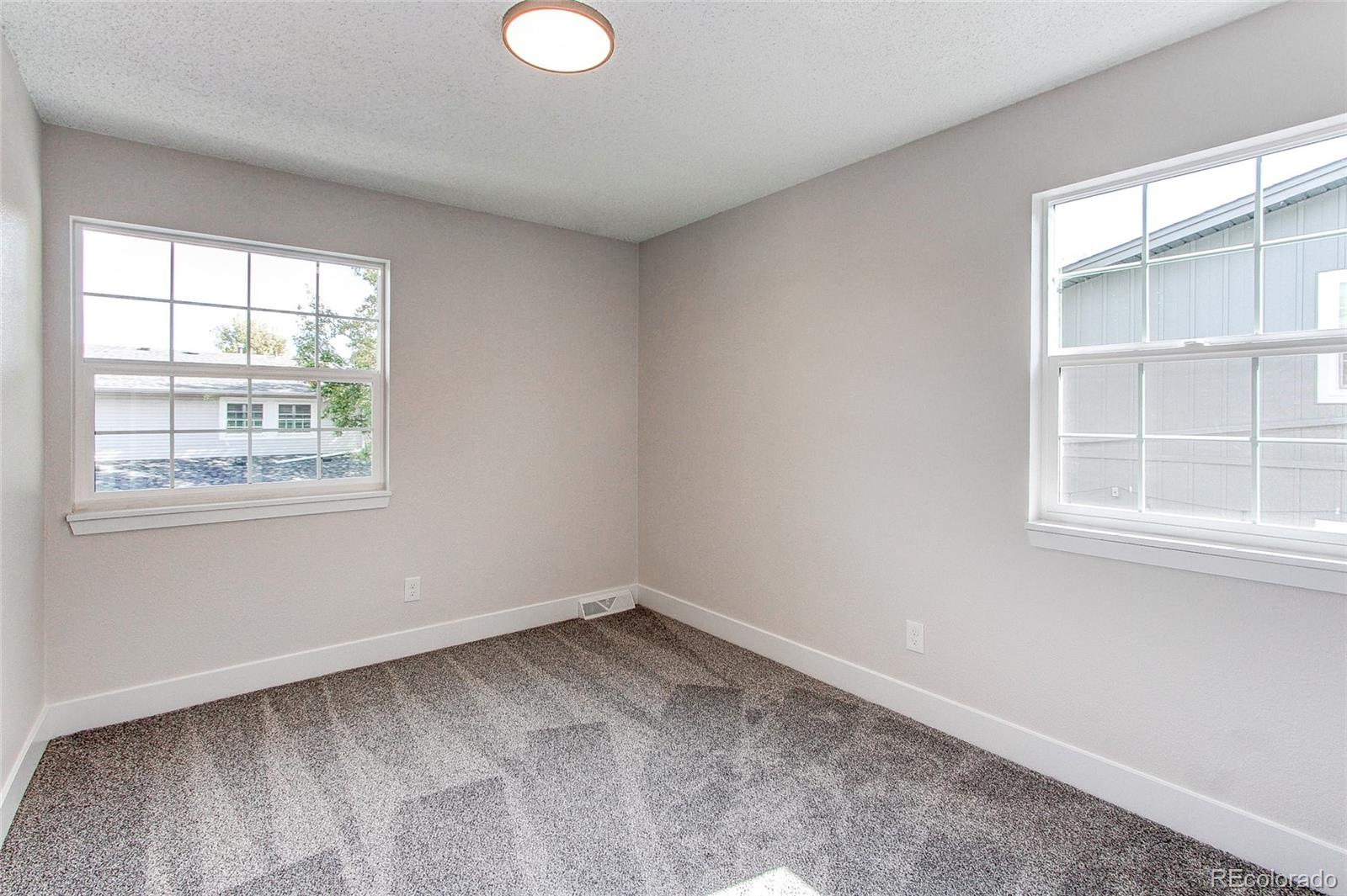 2833 S Xanadu Way Aurora CO 80014