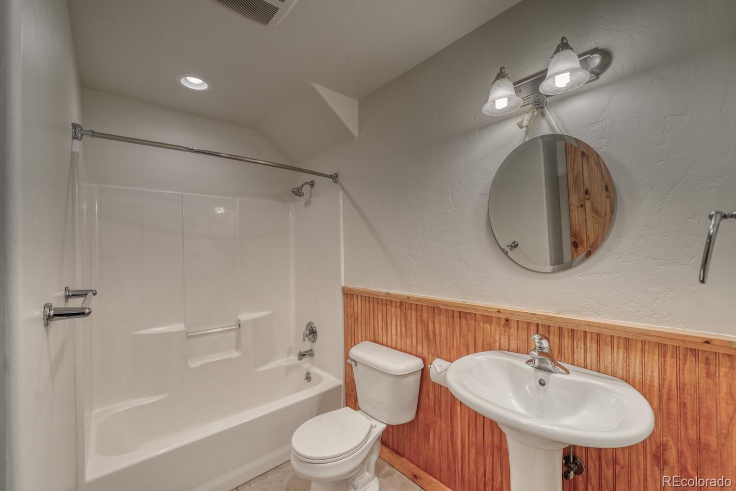 138 N M Street Salida CO 81201