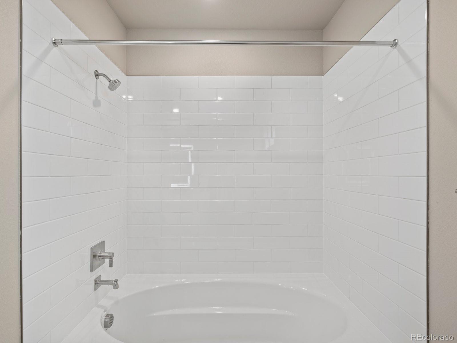 6153 N Ceylon Street Denver CO 80249