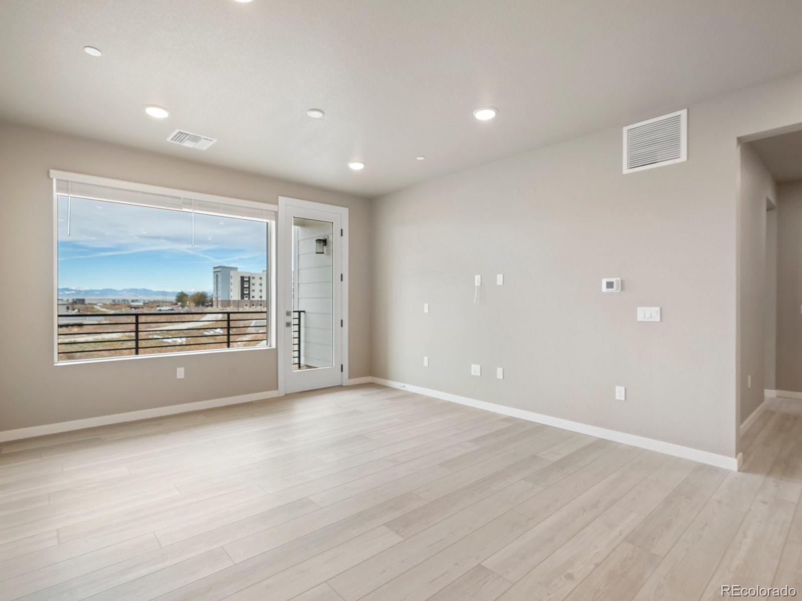 6153 N Ceylon Street Denver CO 80249