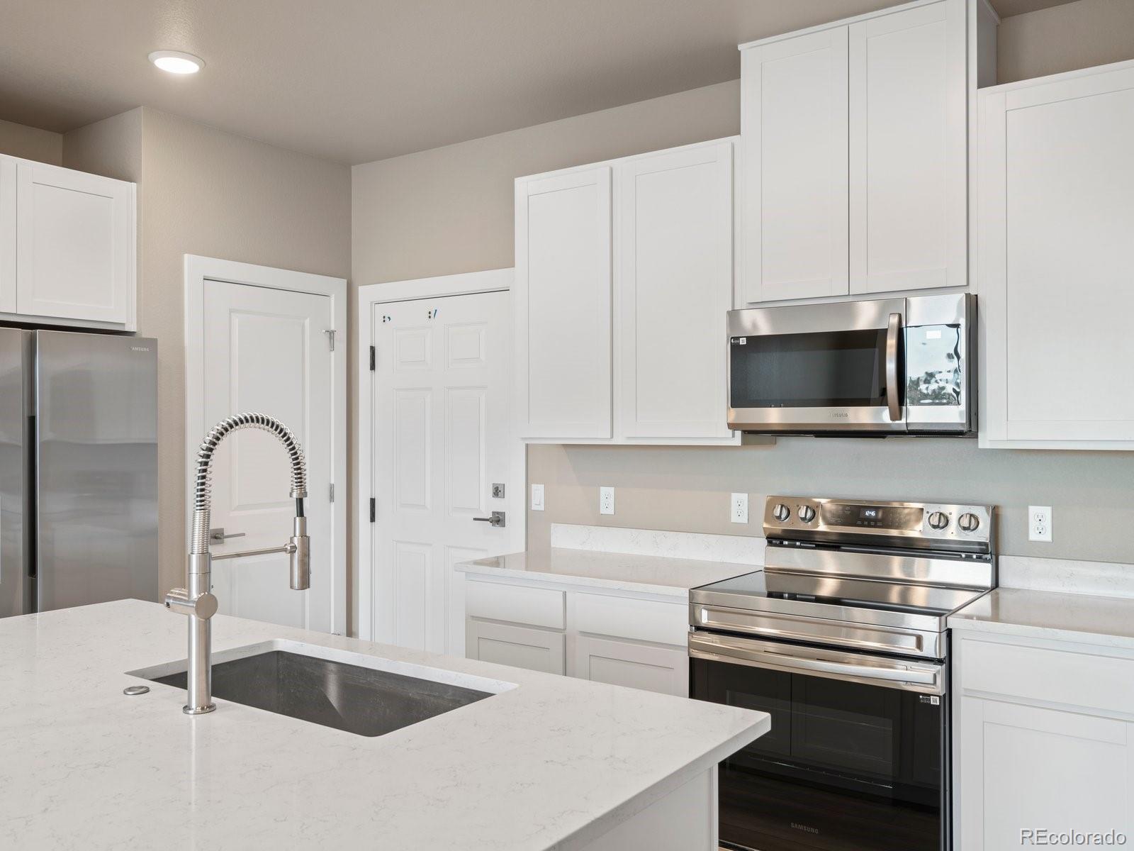 6153 N Ceylon Street Denver CO 80249