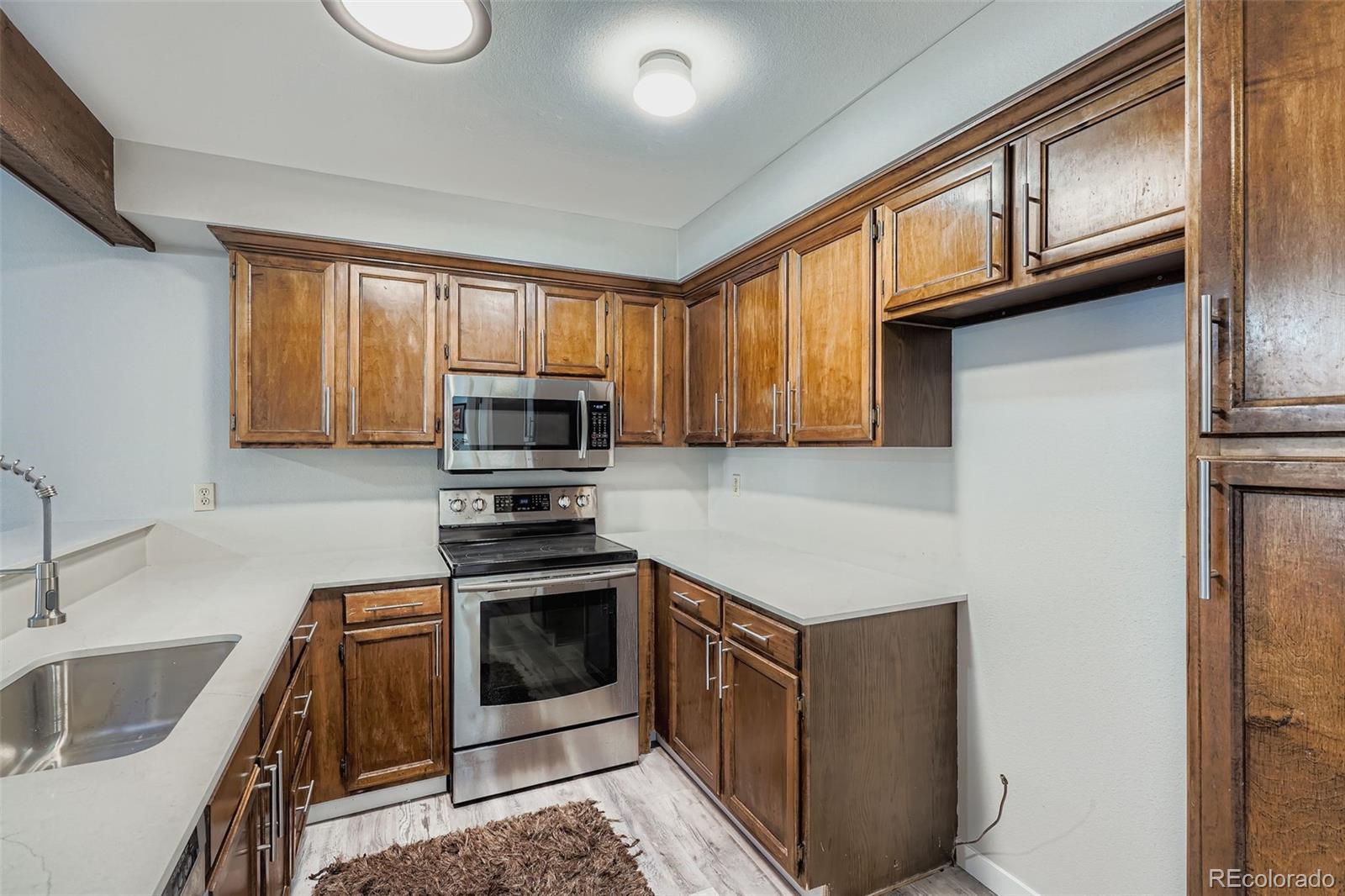 9934 Grove Street Westminster CO 80031