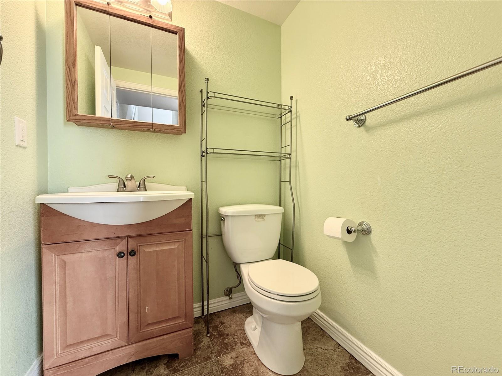 21984 E Crestline Lane Aurora CO 80015