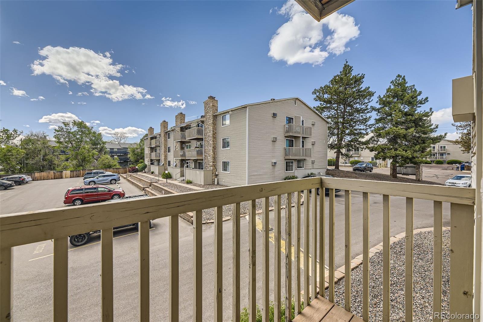 381 S Ames Street Lakewood CO 80226