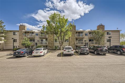 381 S Ames Street Lakewood CO 80226