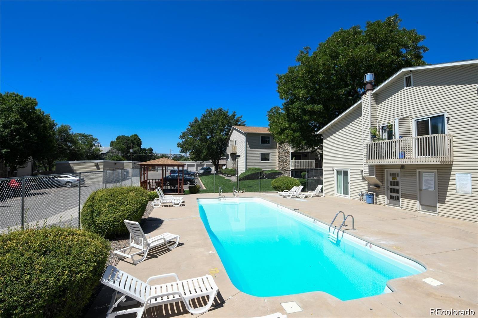 381 S Ames Street Lakewood CO 80226