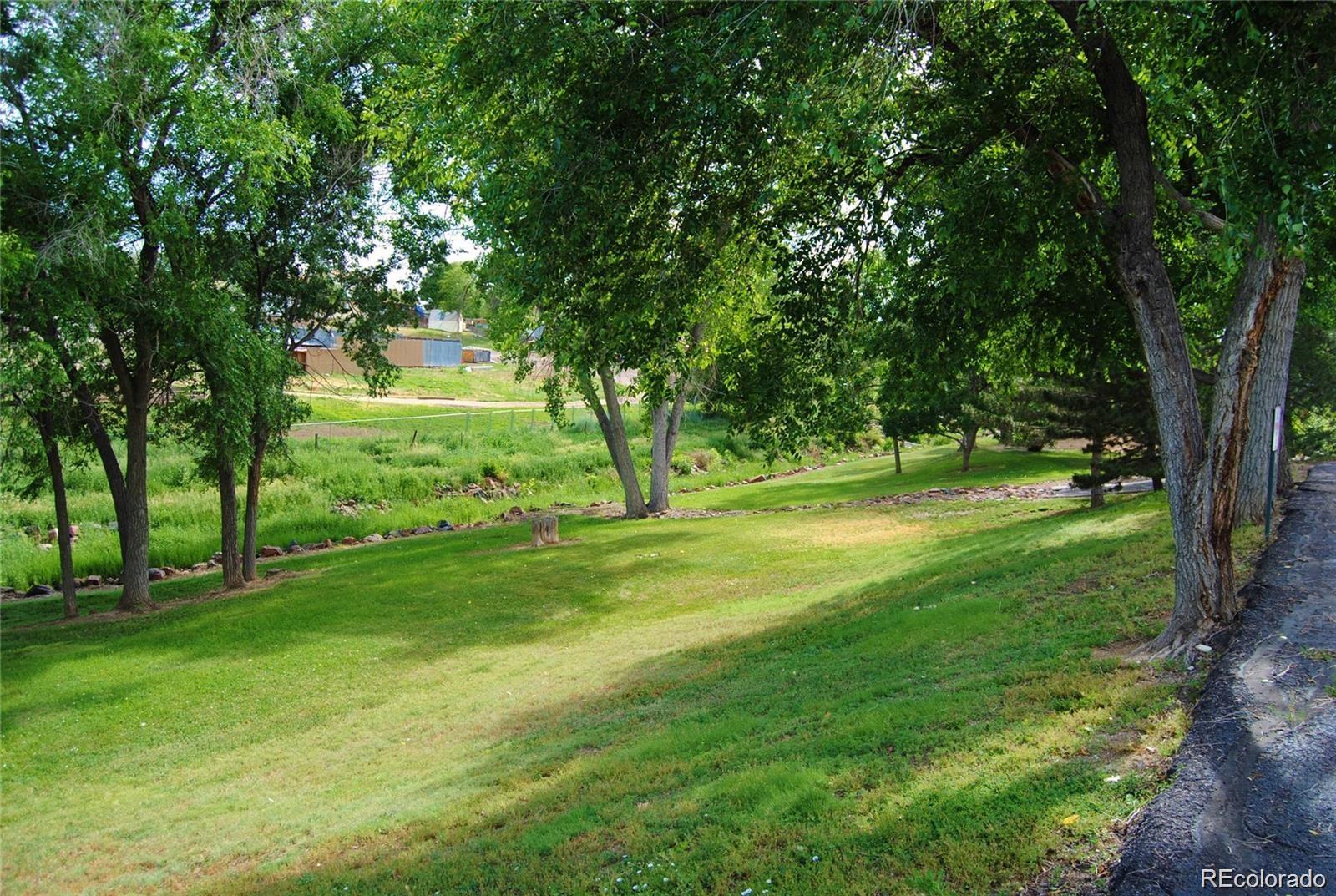 381 S Ames Street Lakewood CO 80226