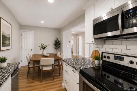 381 S Ames Street Lakewood CO 80226