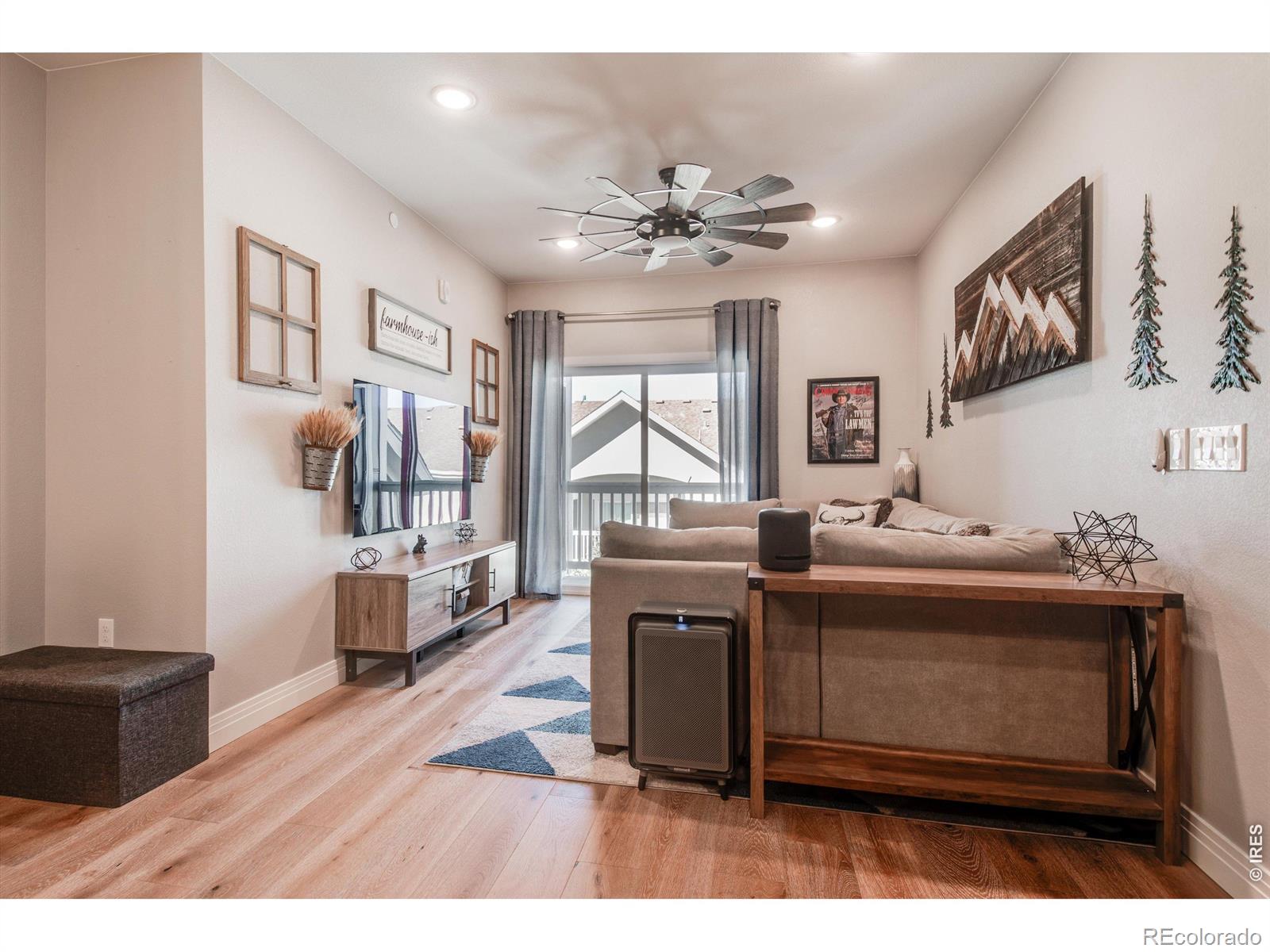 1861 S Dunkirk Street Aurora CO 80017
