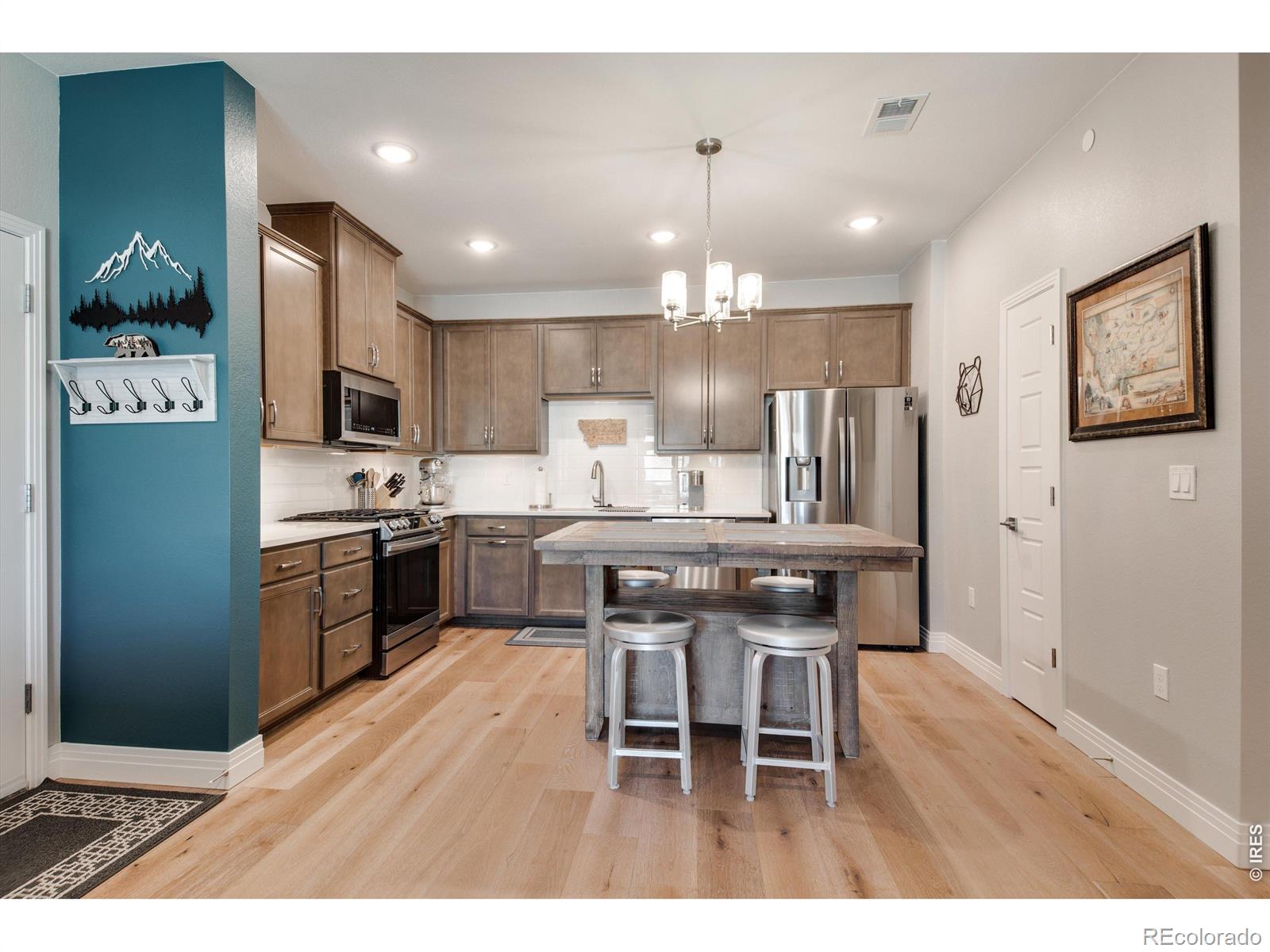 1861 S Dunkirk Street Aurora CO 80017