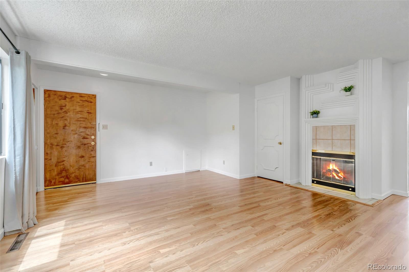 2963 Mesa Road Colorado Springs CO 80904