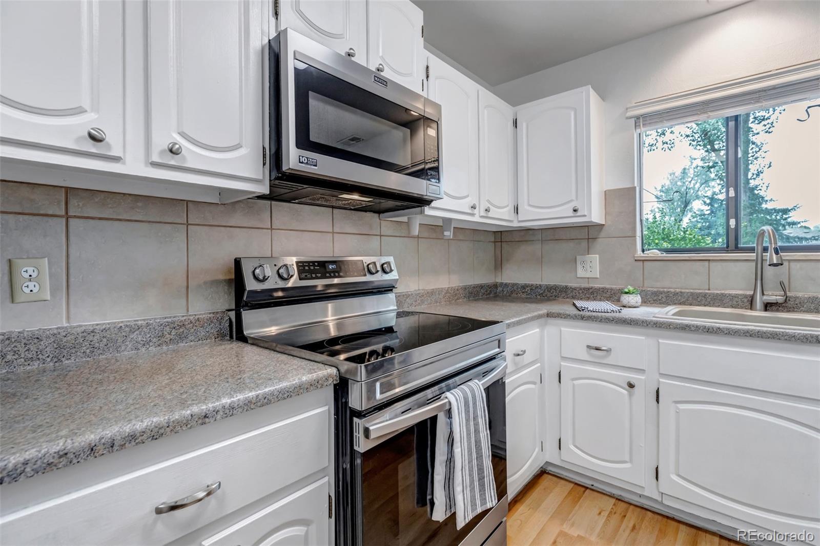 2963 Mesa Road Colorado Springs CO 80904