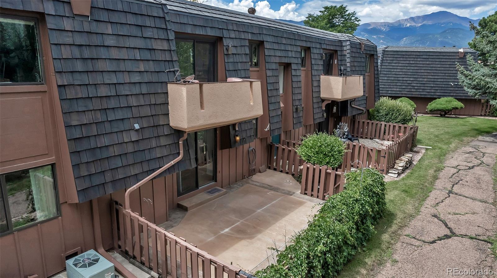 2963 Mesa Road Colorado Springs CO 80904