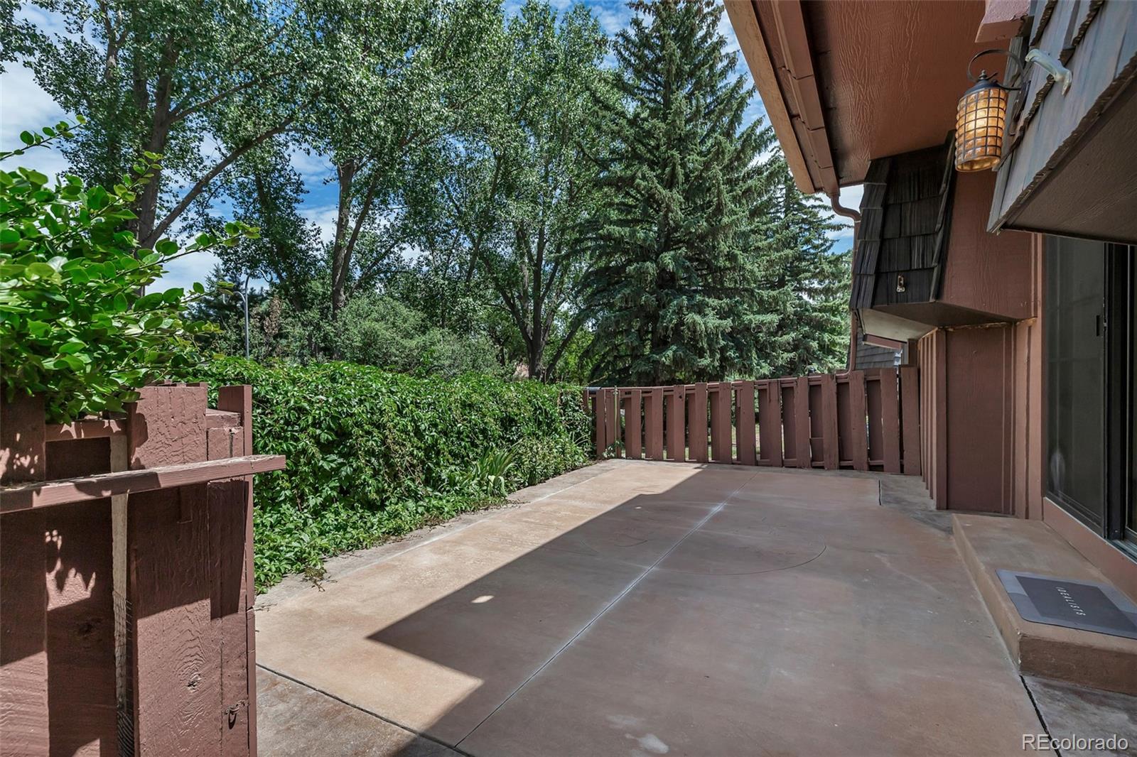2963 Mesa Road Colorado Springs CO 80904