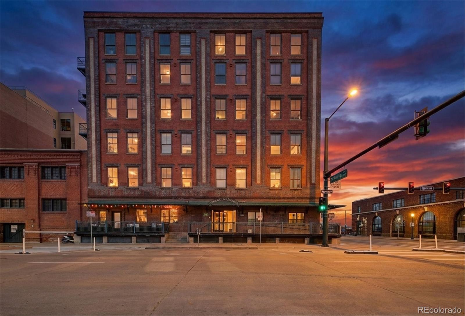 2261 Blake Street Denver CO 80205