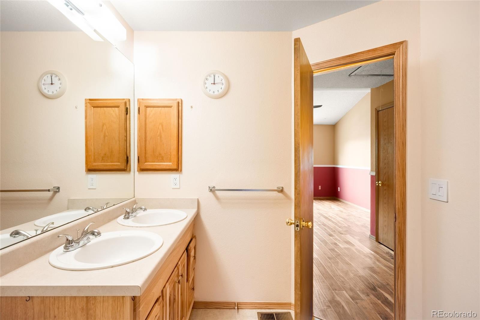 10418 W Dartmouth Avenue Lakewood CO 80227