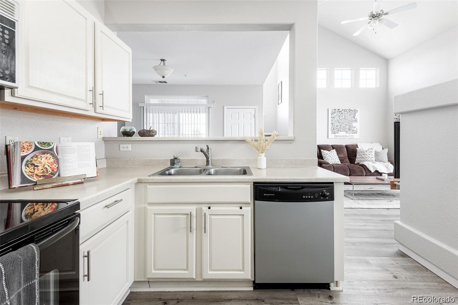 1509 S Florence Court Aurora CO 80247