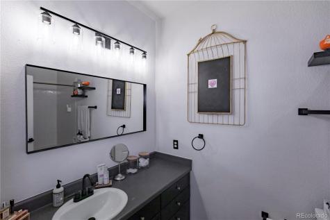 8389 S Independence Circle Littleton CO 80128