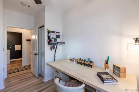 8389 S Independence Circle Littleton CO 80128