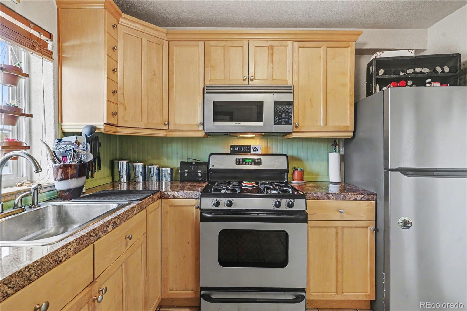 1481 Ash Street Denver CO 80220