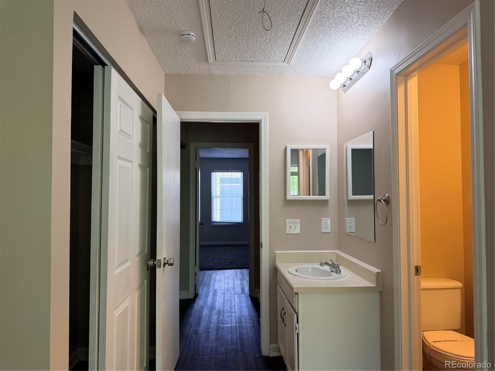 1731 S Blackhawk Way Aurora CO 80012