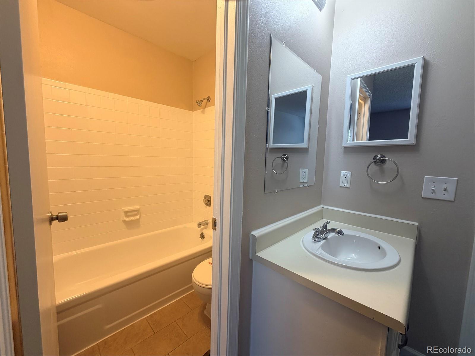 1731 S Blackhawk Way Aurora CO 80012