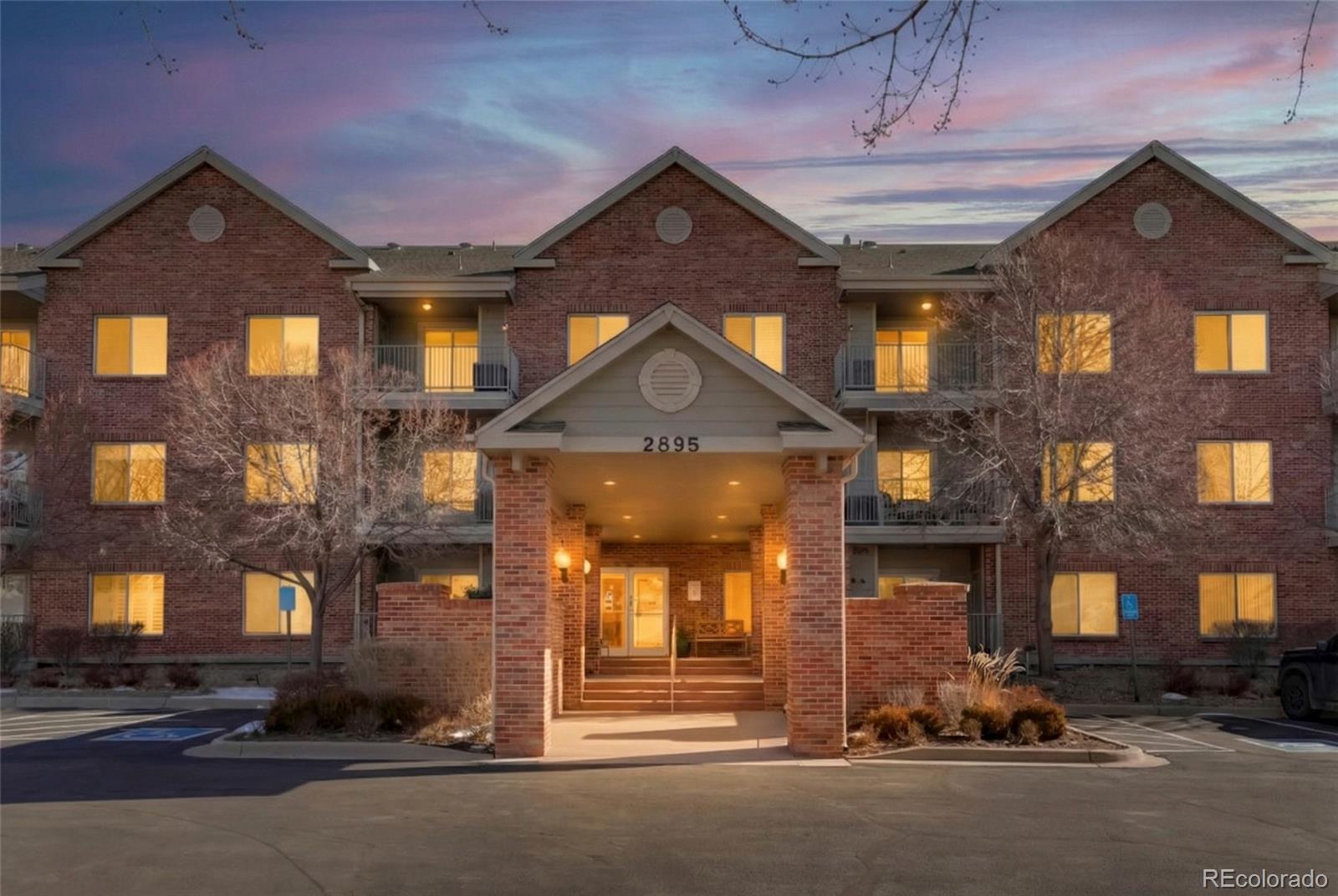 2895 W Riverwalk Circle Littleton CO 80123