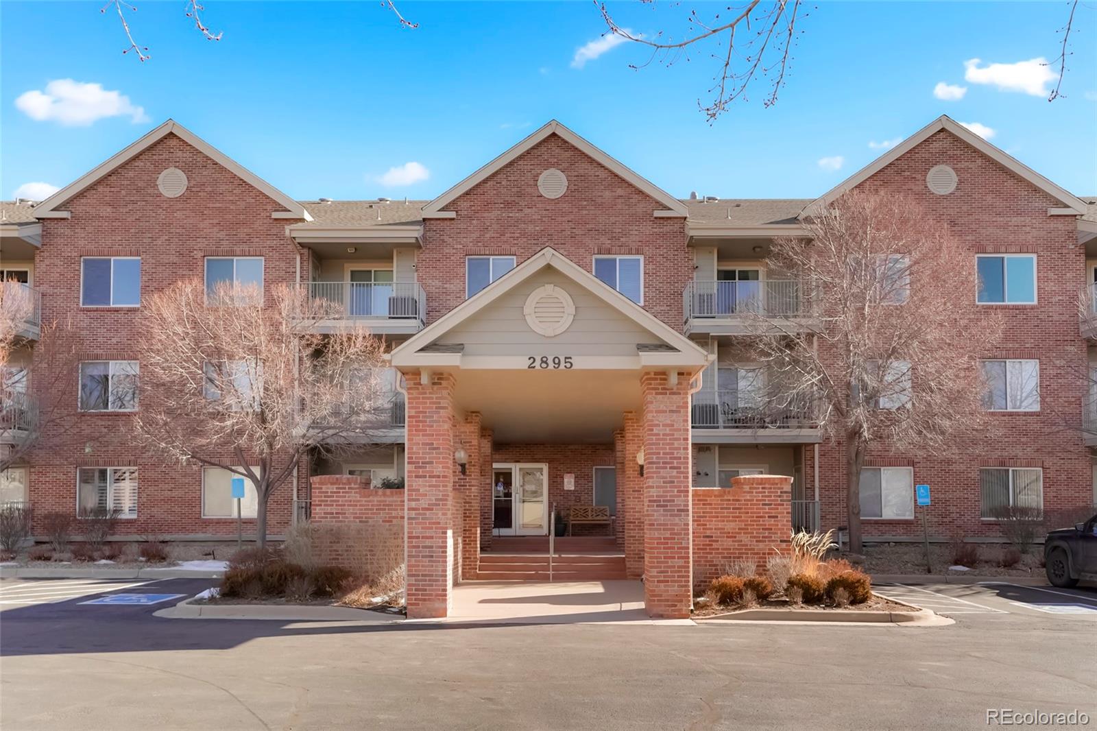2895 W Riverwalk Circle Littleton CO 80123