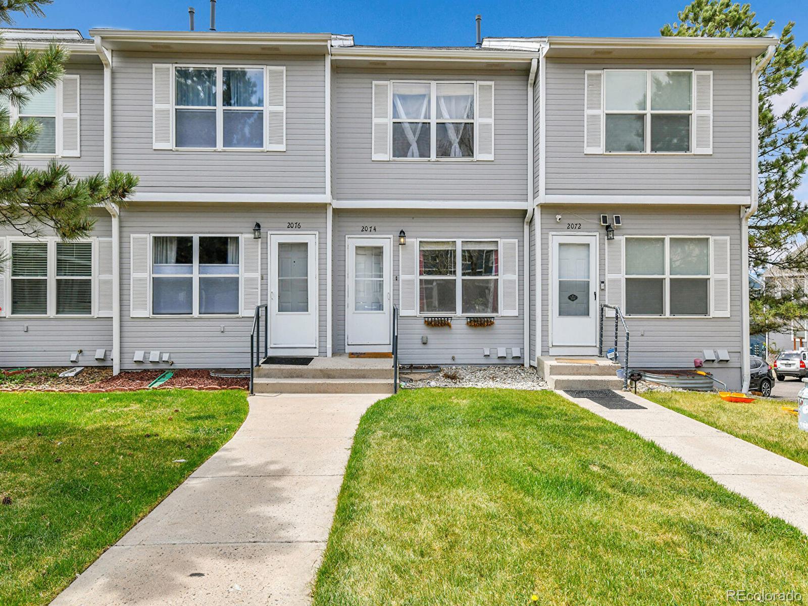 2074 Oakcrest Circle Castle Rock CO 80104