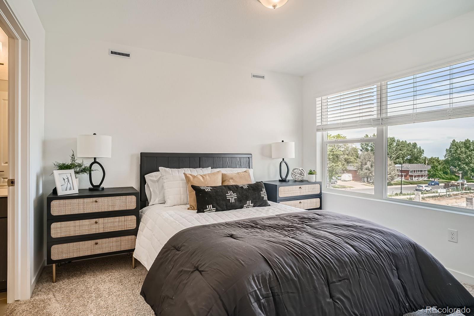 370 Geneva Street Aurora CO 80010